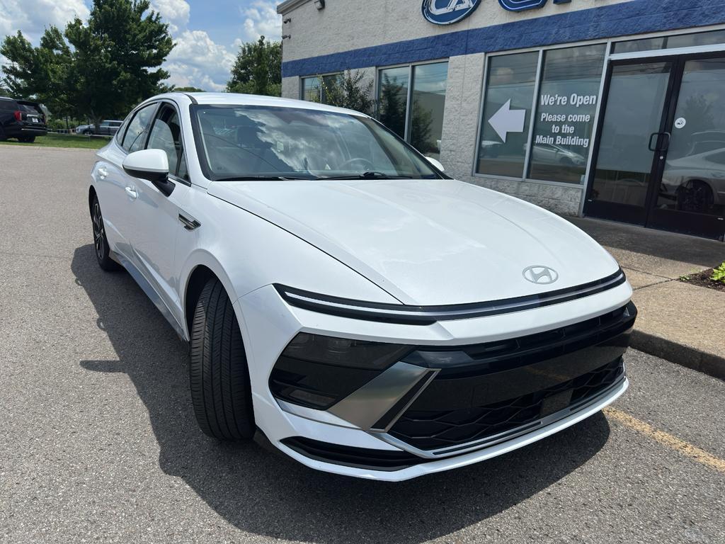 used 2025 Hyundai Sonata car, priced at $23,177