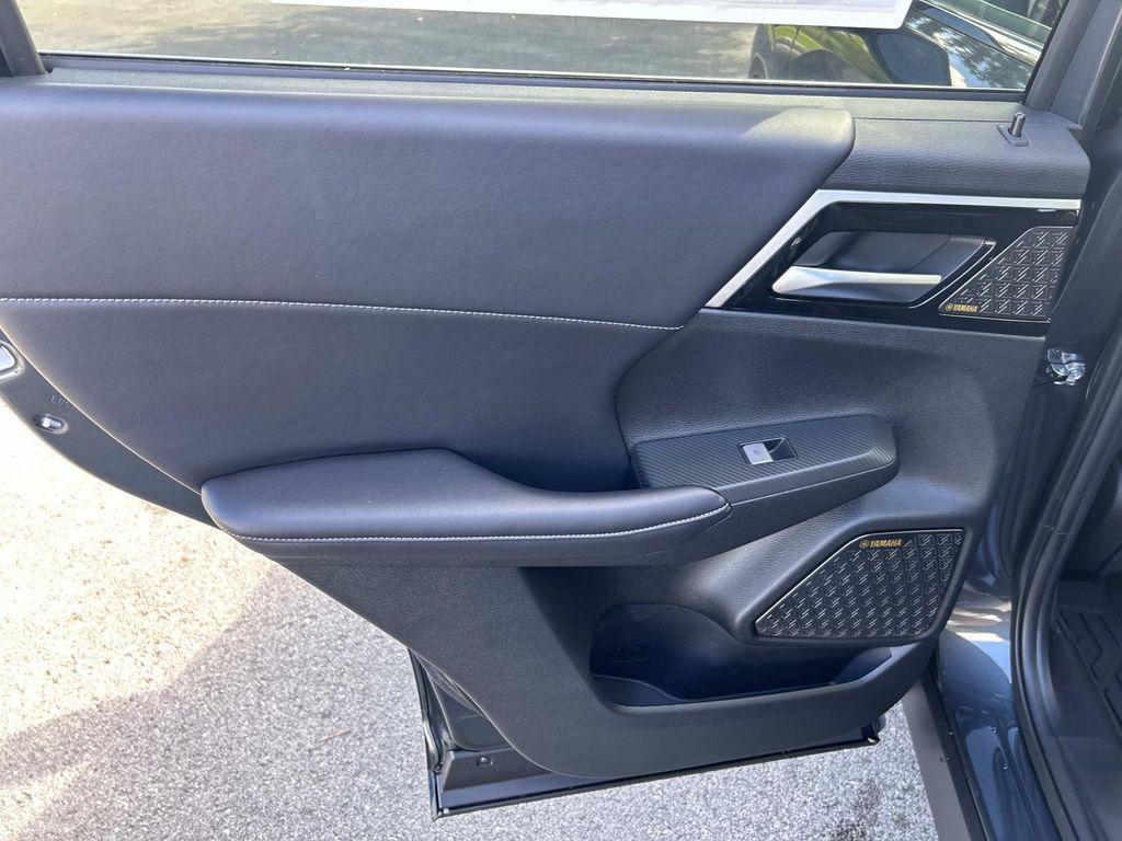 used 2025 Mitsubishi Outlander car, priced at $34,990