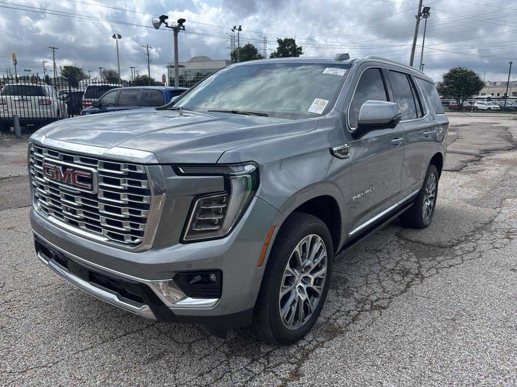 used 2025 GMC Yukon car, priced at $68,995