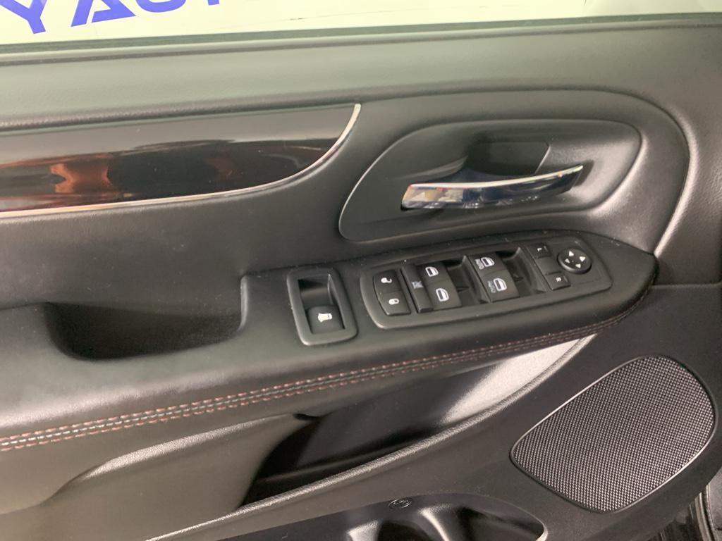 used 2020 Dodge Grand Caravan car, priced at $13,999