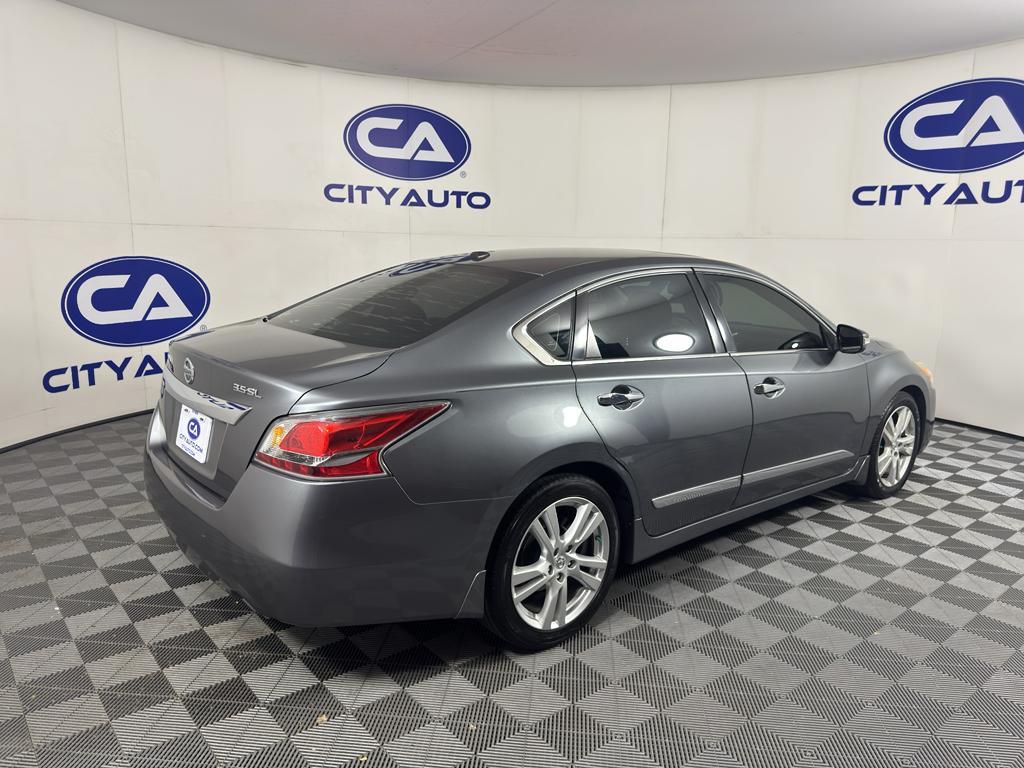 used 2015 Nissan Altima car, priced at $11,995