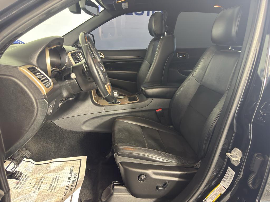 used 2015 Jeep Grand Cherokee car, priced at $12,999