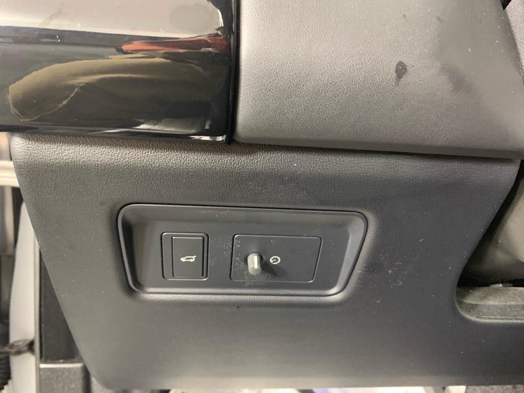 used 2019 Land Rover Range Rover car, priced at $30,999