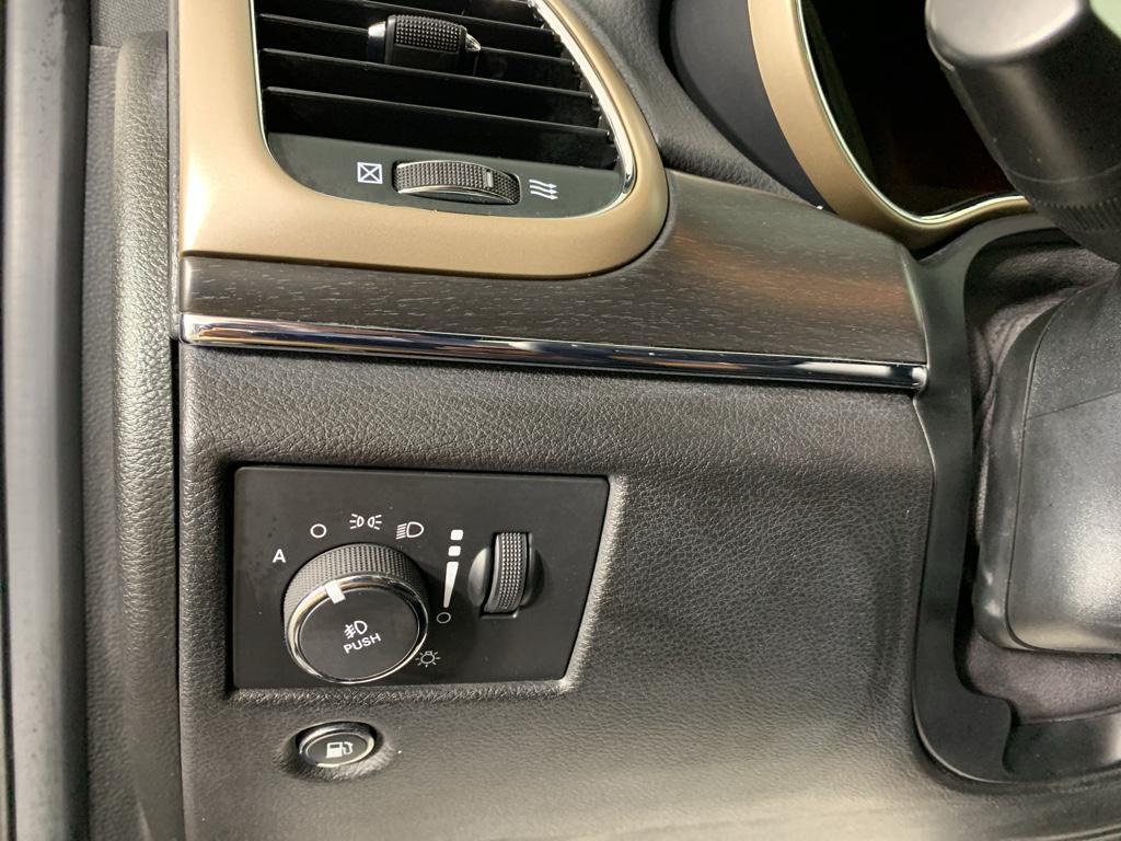 used 2017 Jeep Grand Cherokee car, priced at $13,995