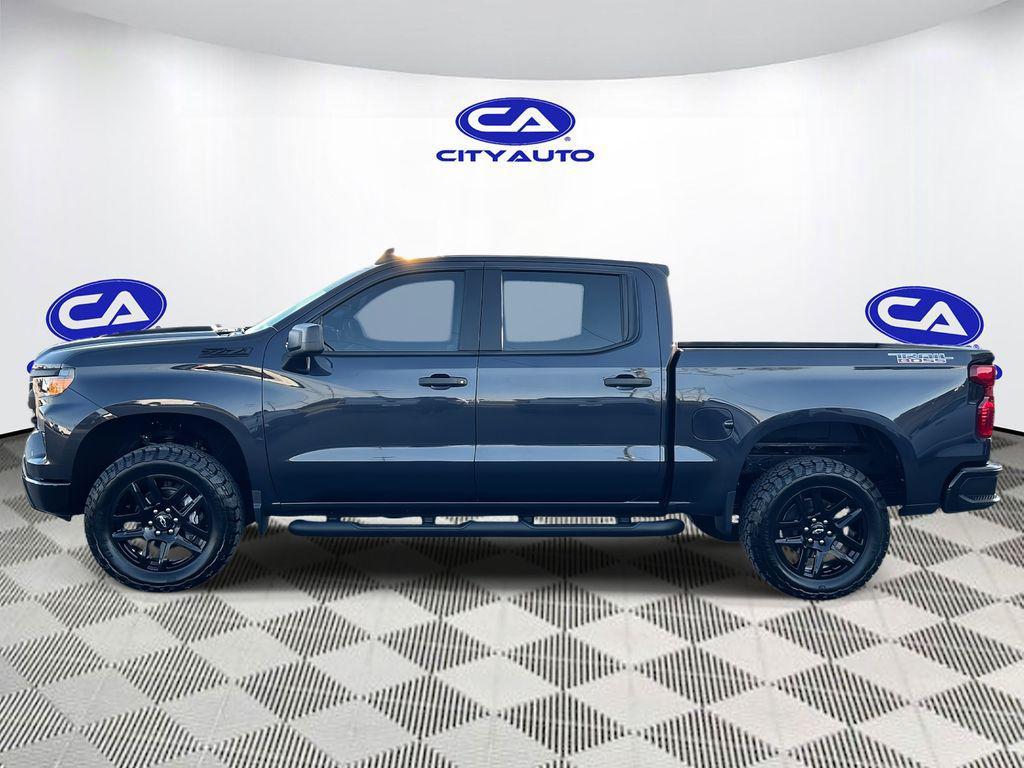 used 2024 Chevrolet Silverado 1500 car, priced at $43,990