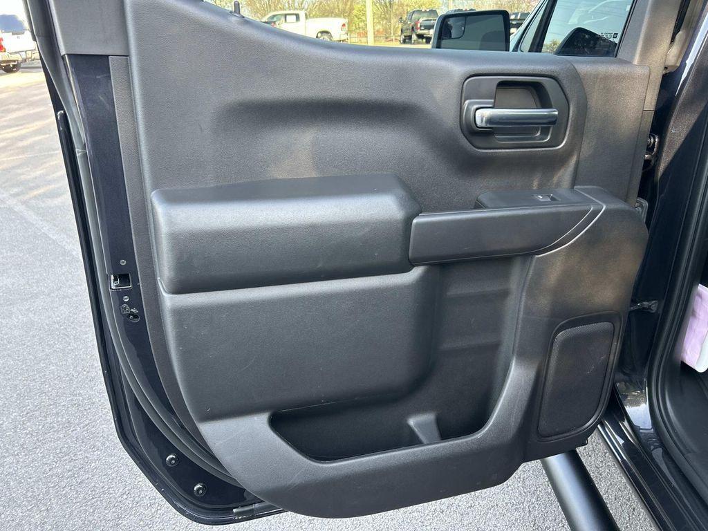 used 2024 Chevrolet Silverado 1500 car, priced at $43,990