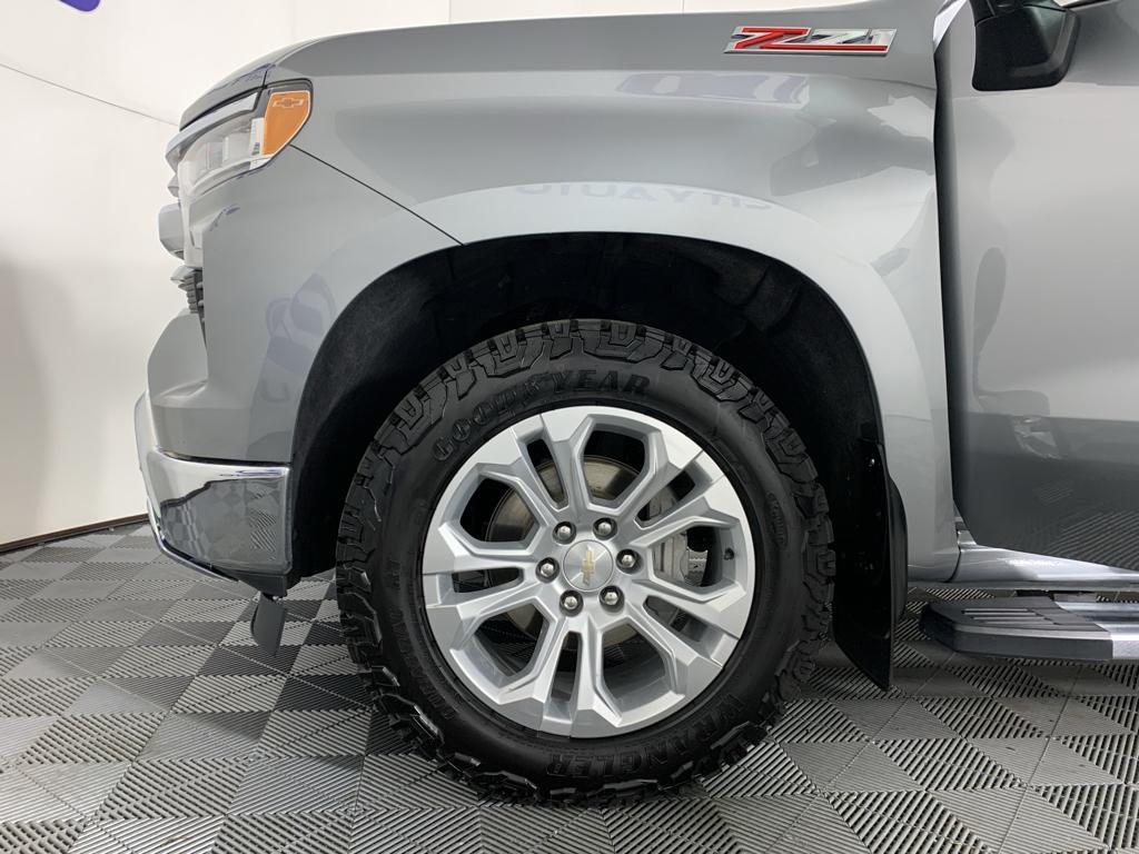used 2024 Chevrolet Silverado 1500 car, priced at $40,000