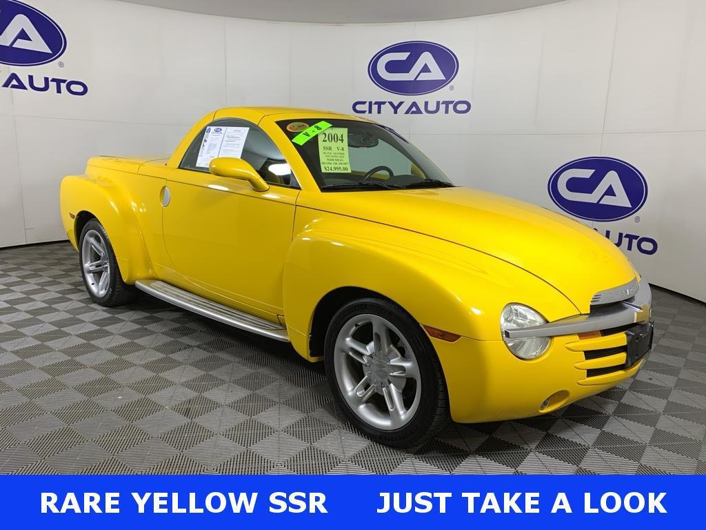 used 2004 Chevrolet SSR car, priced at $20,995