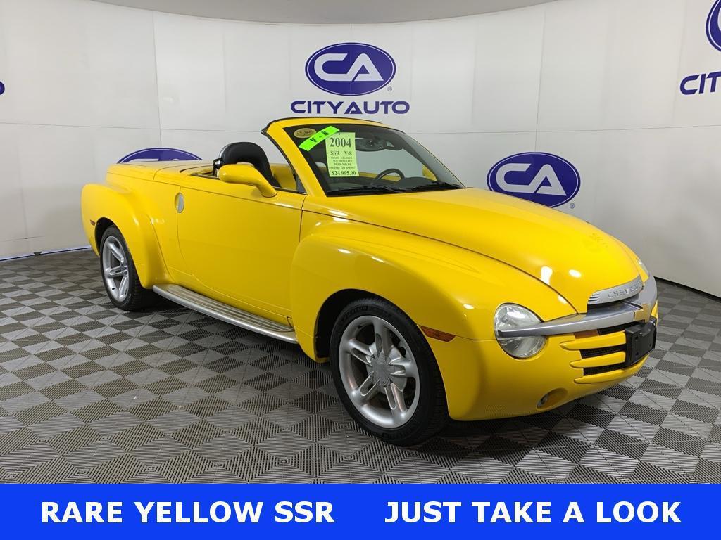 used 2004 Chevrolet SSR car, priced at $20,995