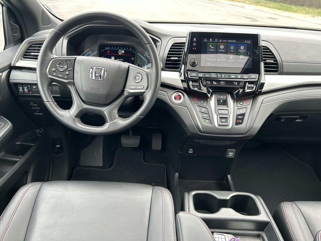 used 2023 Honda Odyssey car, priced at $38,295