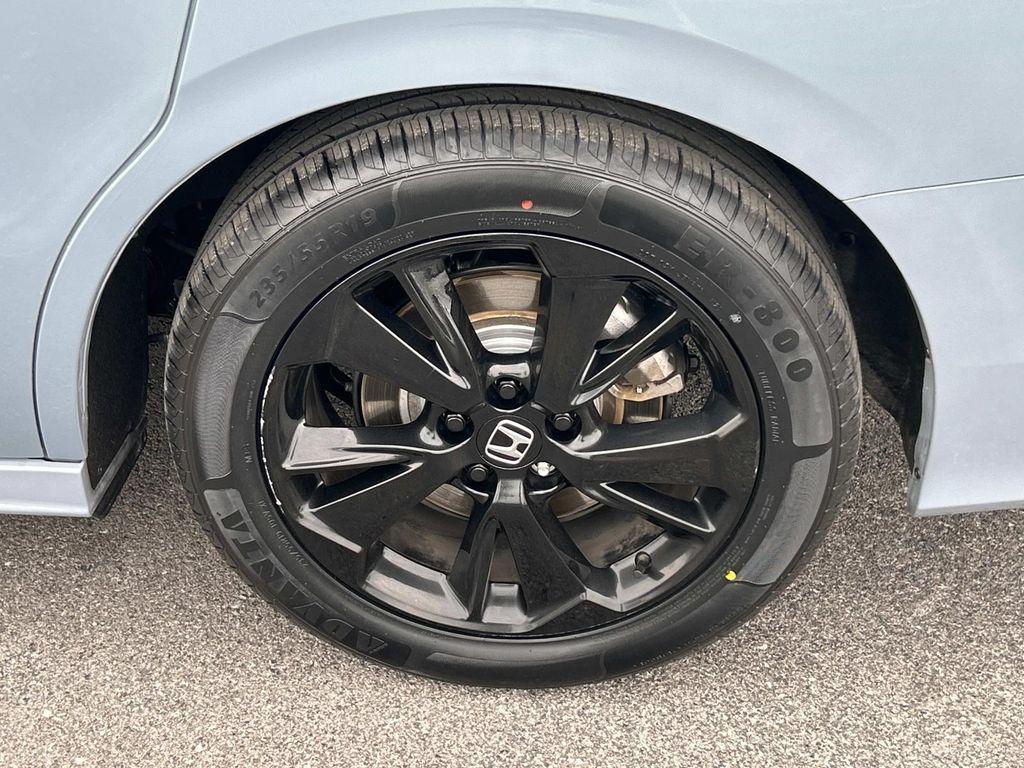 used 2023 Honda Odyssey car, priced at $38,295