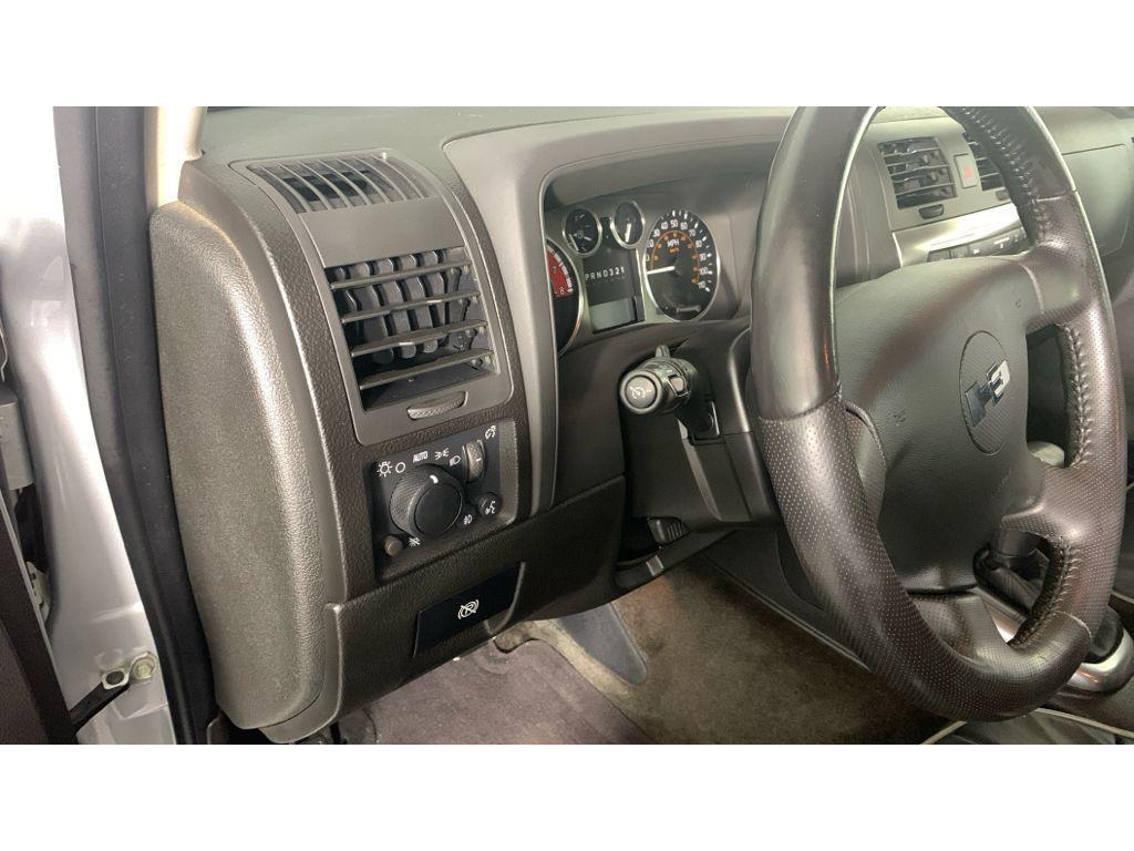 used 2009 Hummer H3 car, priced at $23,995