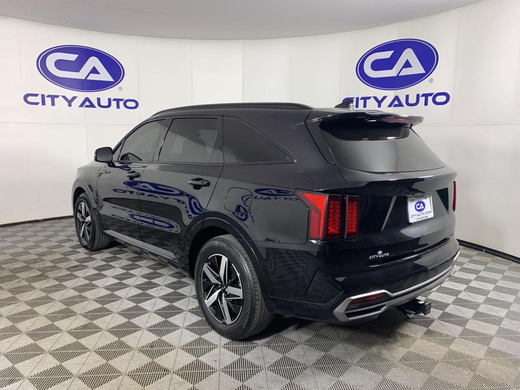 used 2022 Kia Sorento car, priced at $21,000