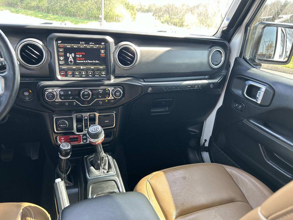 used 2022 Jeep Wrangler Unlimited car, priced at $40,988