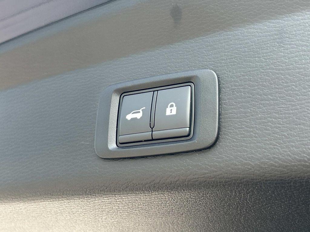 used 2025 Mitsubishi Outlander car, priced at $25,700