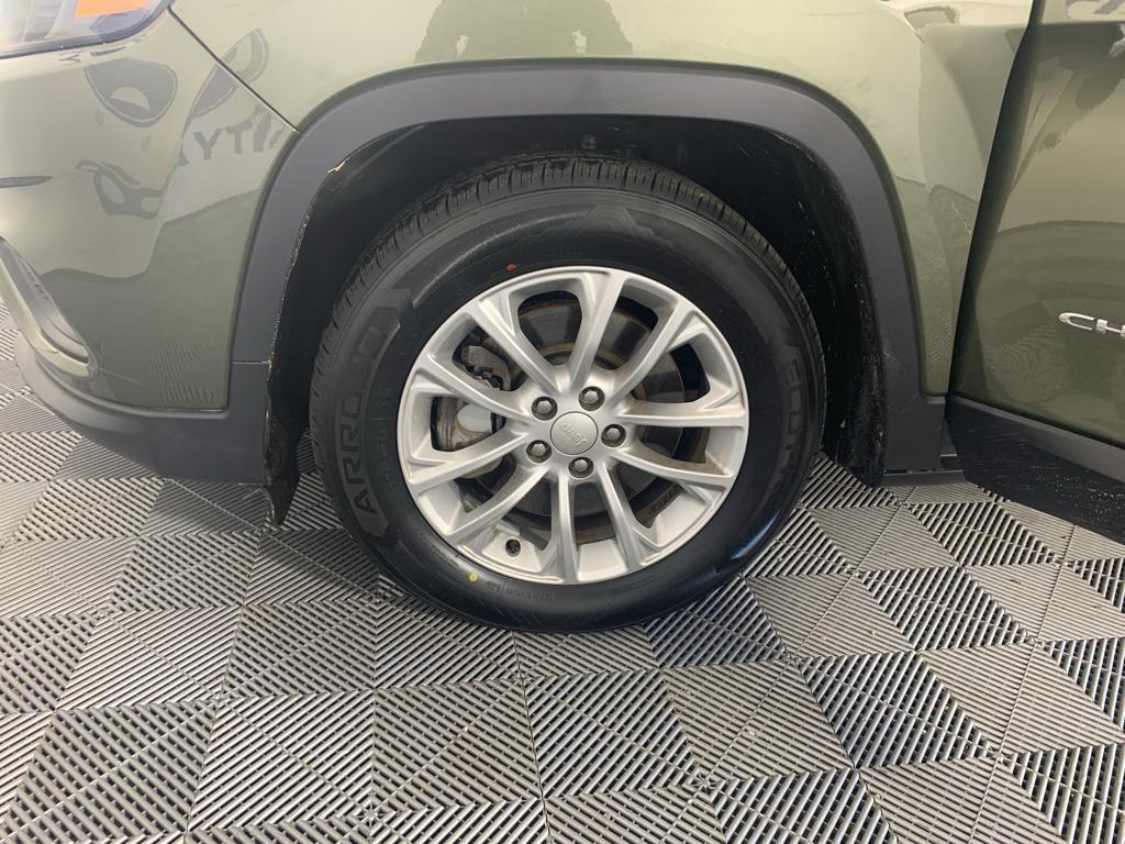 used 2019 Jeep Cherokee car, priced at $11,000