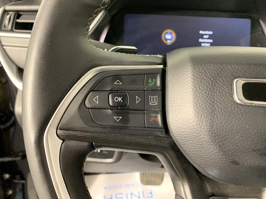 used 2024 Jeep Grand Cherokee car, priced at $29,950
