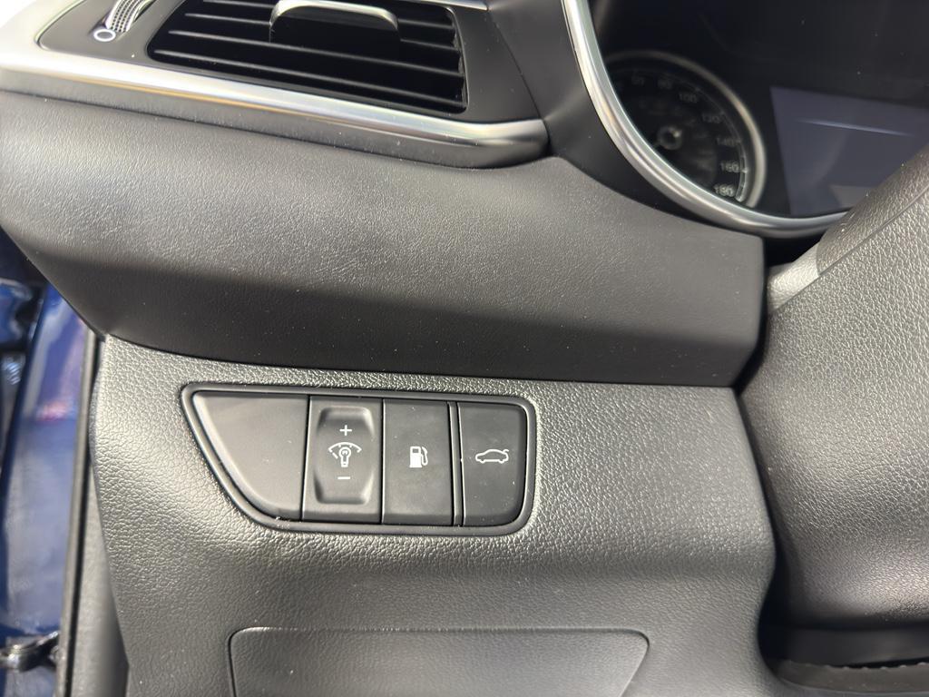 used 2022 Genesis G70 car, priced at $23,480