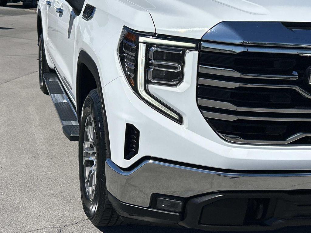used 2024 GMC Sierra 1500 car, priced at $38,318