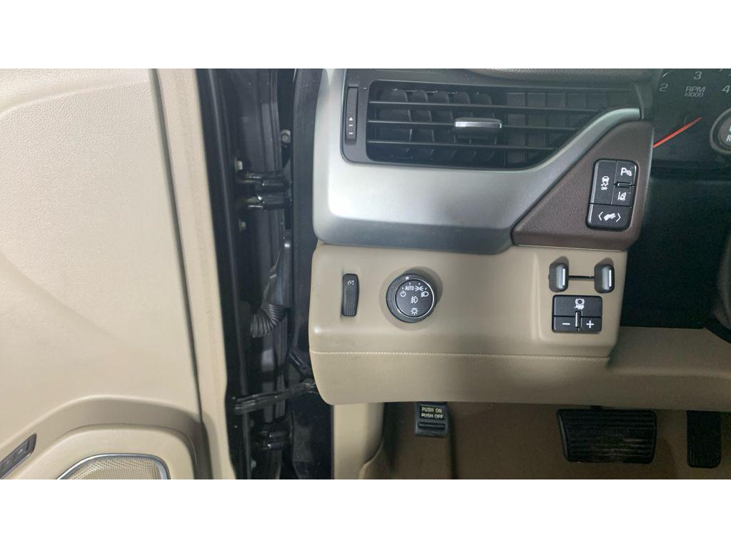 used 2015 Chevrolet Suburban car, priced at $10,999