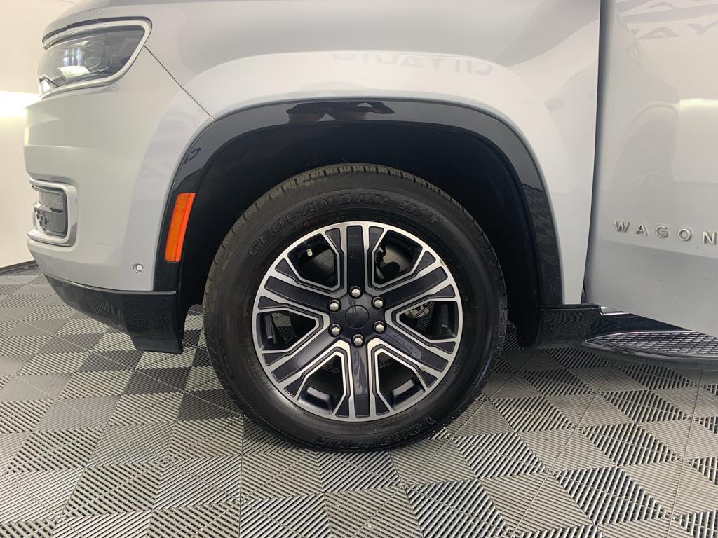 used 2022 Jeep Wagoneer car, priced at $35,341