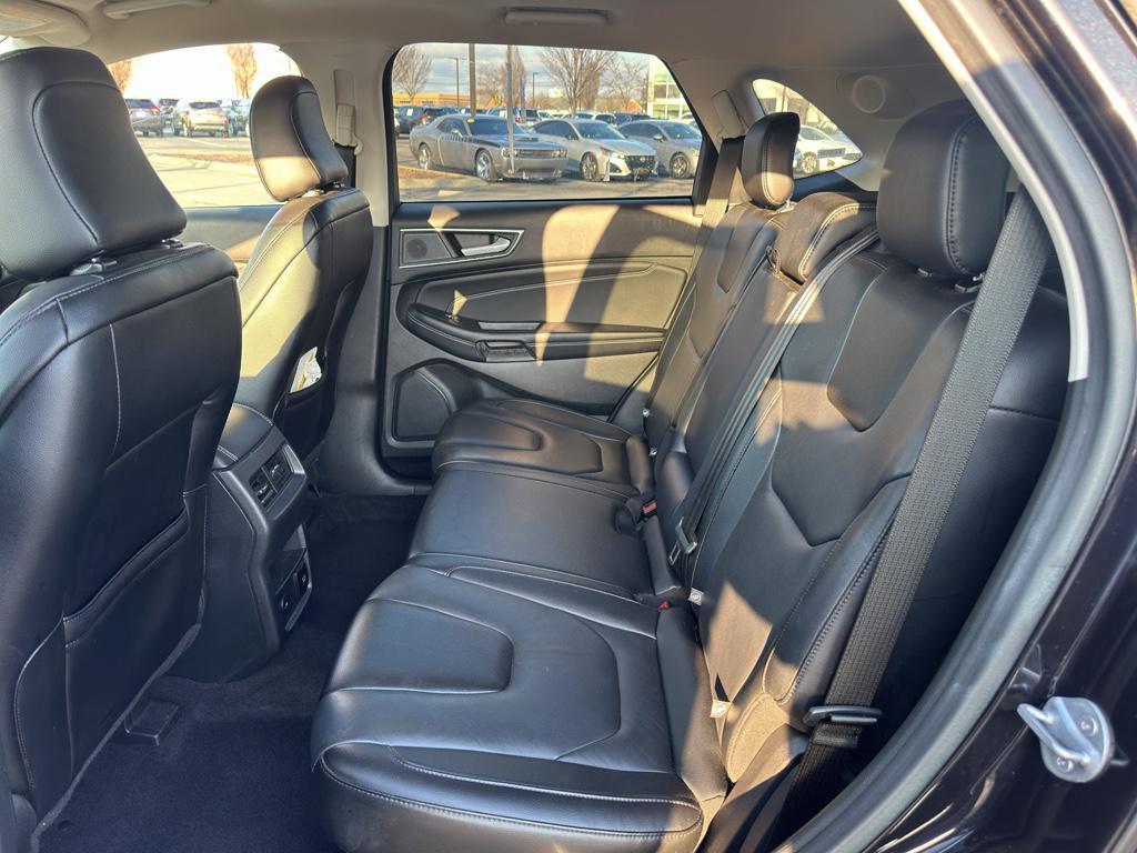 used 2022 Ford Edge car, priced at $25,567