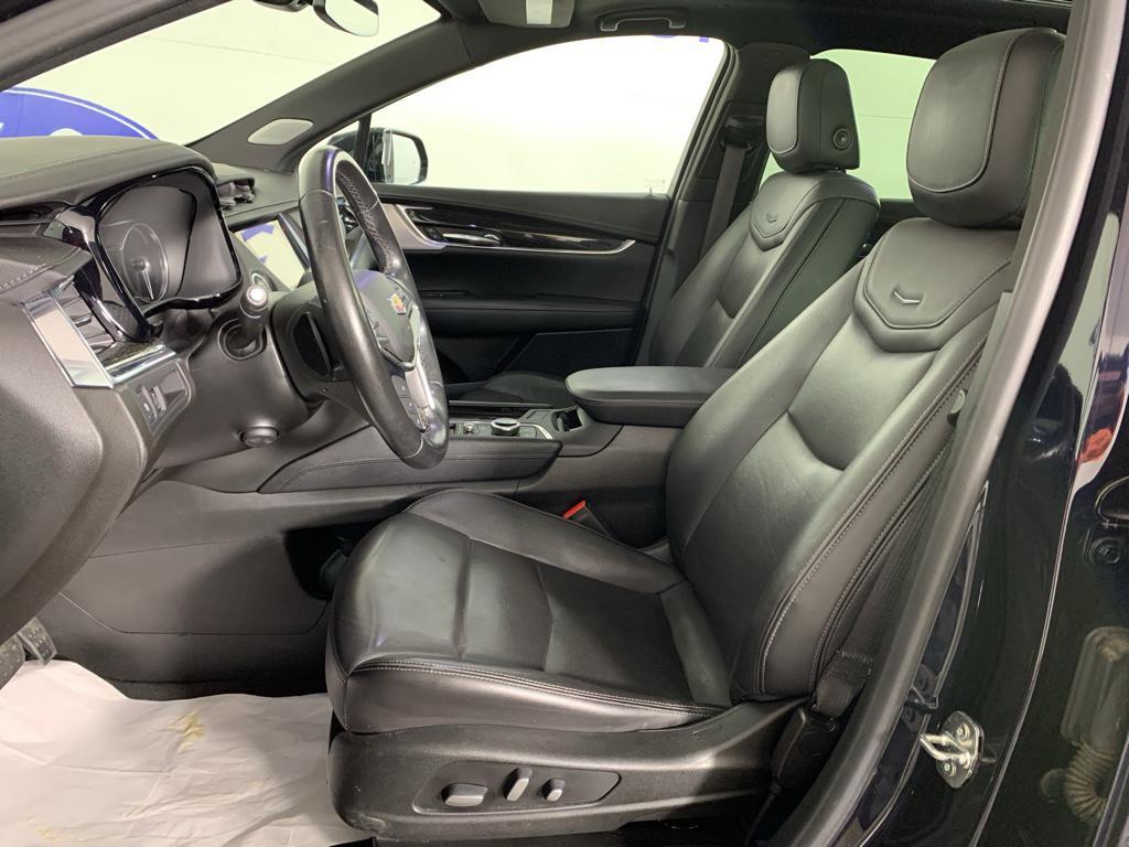 used 2021 Cadillac XT5 car, priced at $25,691