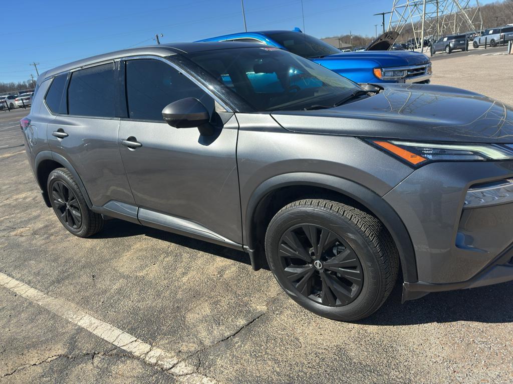 used 2021 Nissan Rogue car, priced at $19,995