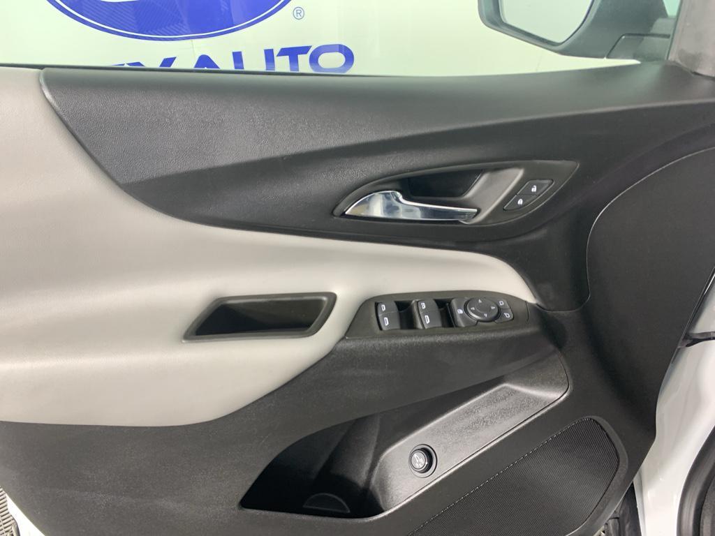 used 2023 Chevrolet Equinox car, priced at $19,522