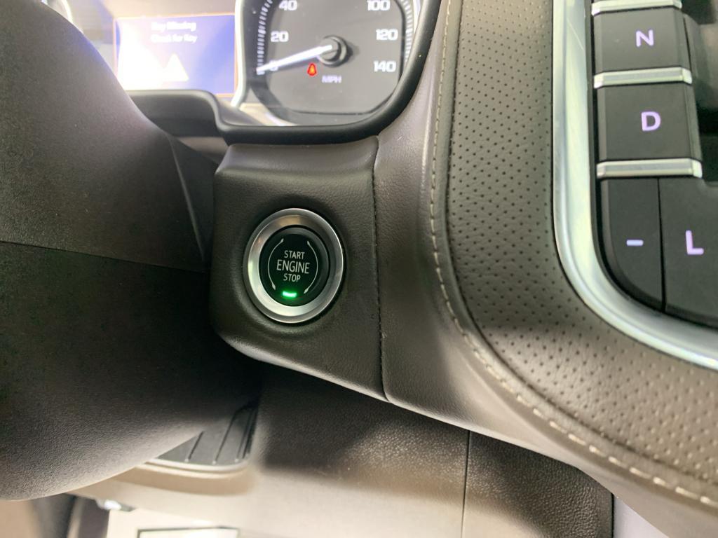 used 2021 GMC Yukon car, priced at $33,995