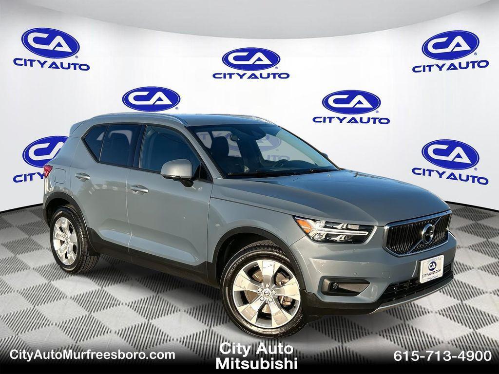 used 2022 Volvo XC40 car, priced at $18,800