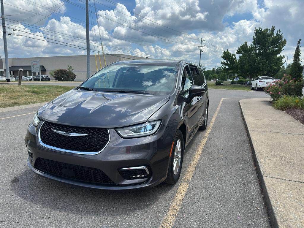 used 2023 Chrysler Pacifica car, priced at $25,880