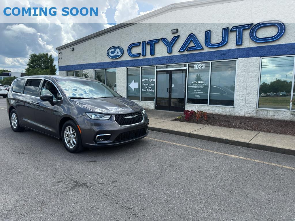used 2023 Chrysler Pacifica car, priced at $25,880