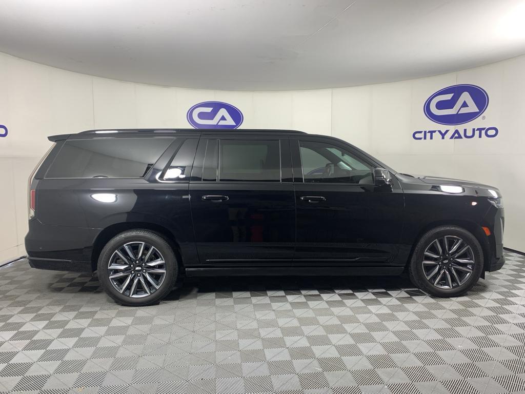 used 2021 Cadillac Escalade ESV car, priced at $69,995