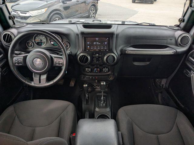 used 2015 Jeep Wrangler Unlimited car, priced at $17,600