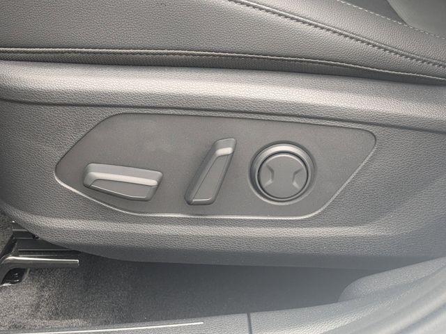 new 2025 Kia Sportage Hybrid car, priced at $35,031