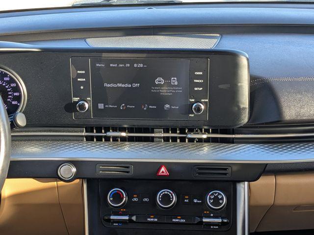 used 2023 Kia Carnival car, priced at $27,810