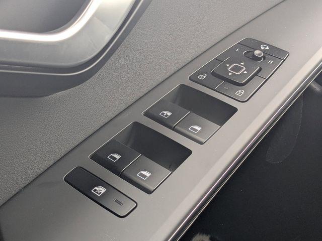 new 2025 Kia Niro car, priced at $28,457