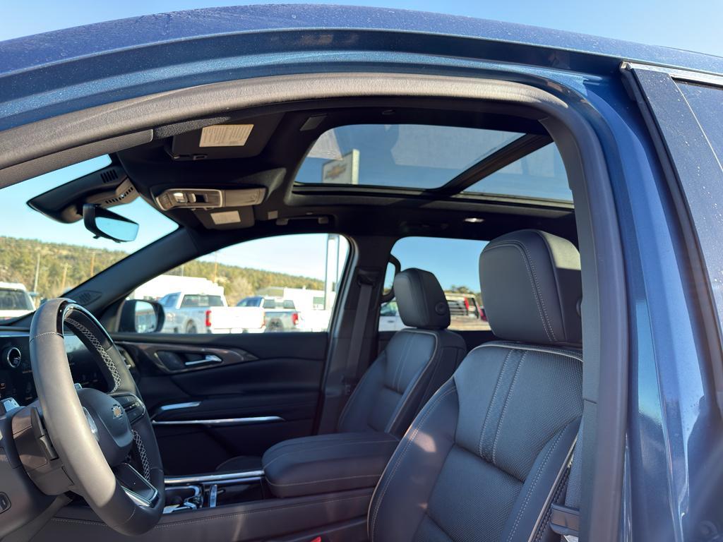 new 2026 Chevrolet Traverse car, priced at $61,615