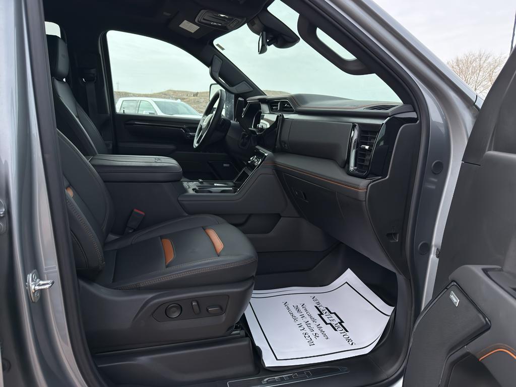 used 2025 GMC Sierra 2500 car, priced at $76,970