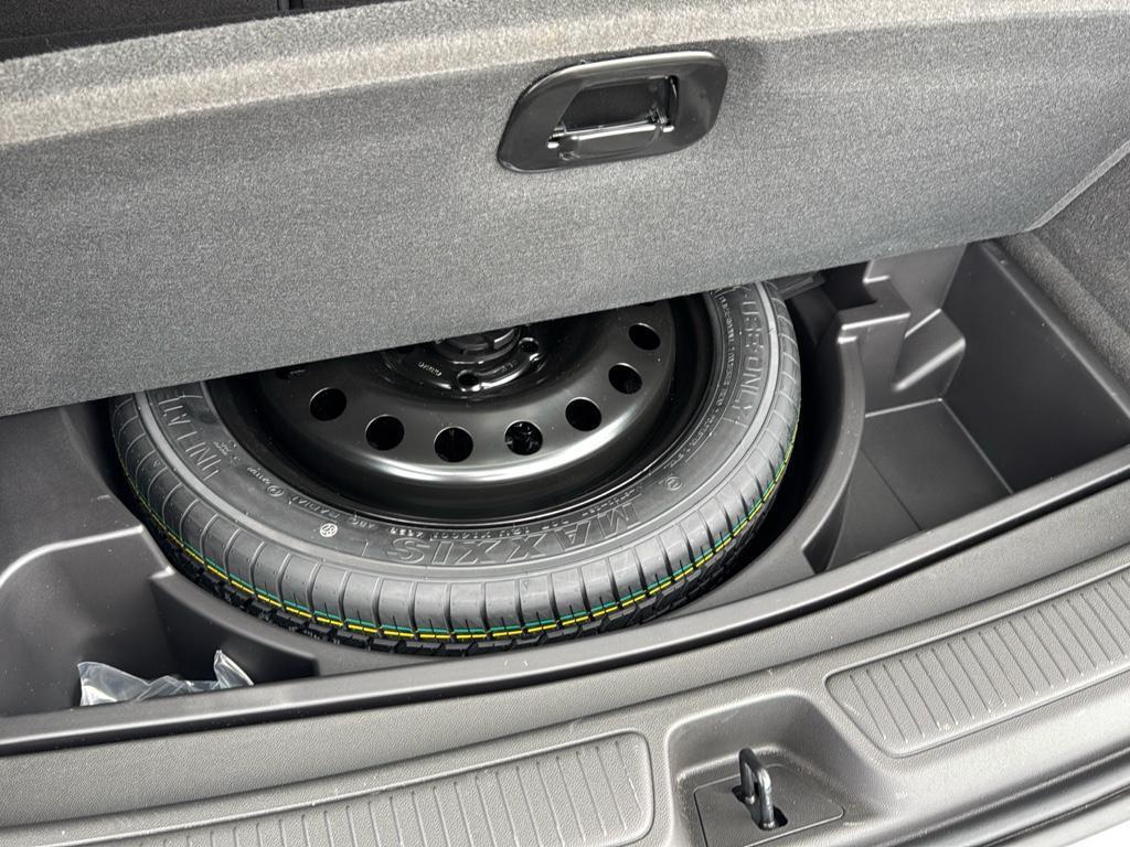 used 2024 Buick Envision car, priced at $31,970