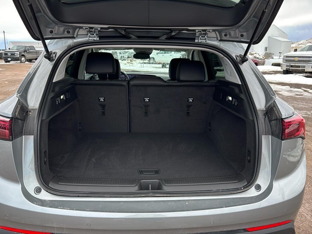 used 2024 Buick Envision car, priced at $31,970