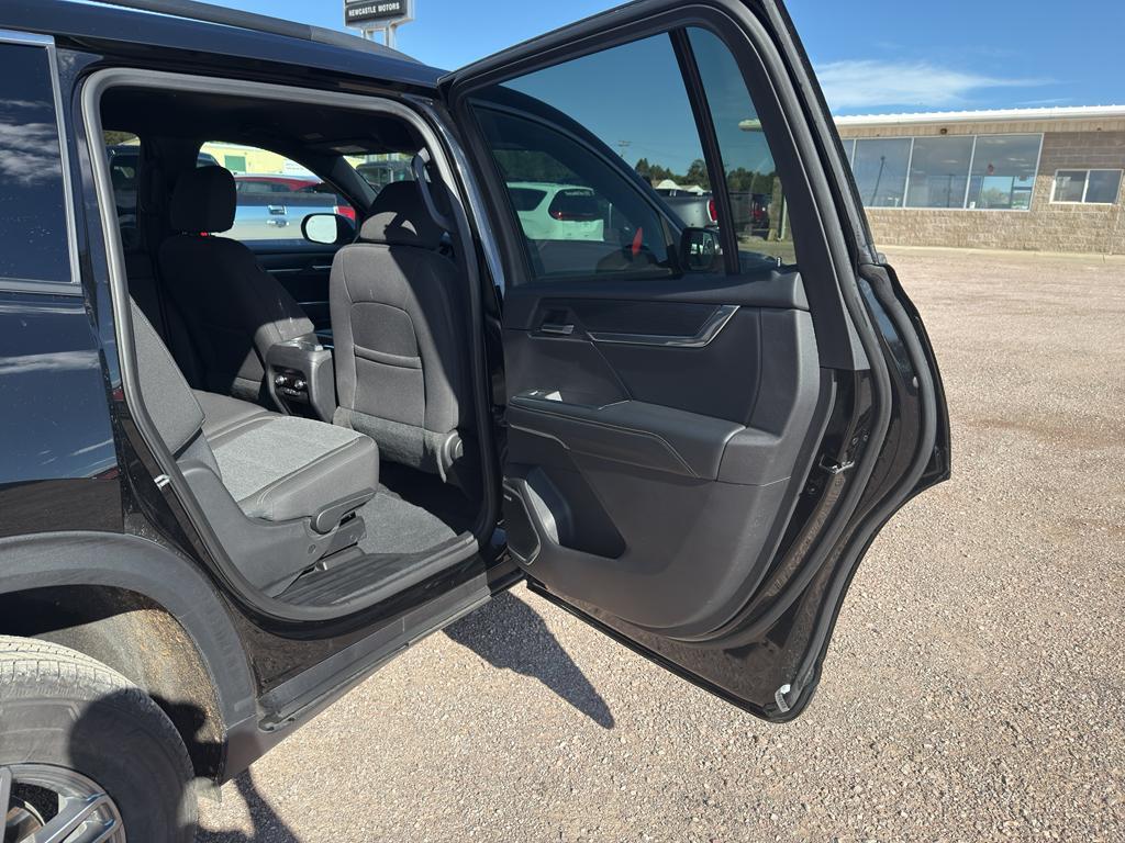 used 2025 GMC Acadia car, priced at $39,970