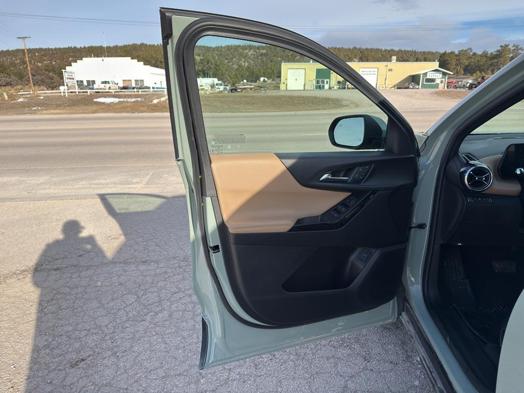 used 2025 Chevrolet Equinox car, priced at $34,970