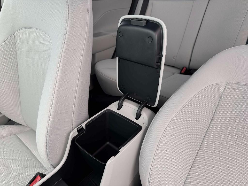 new 2026 Hyundai Kona car, priced at $27,692