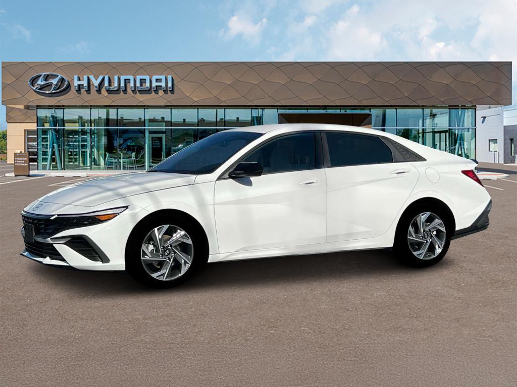 new 2025 Hyundai Elantra car, priced at $22,626