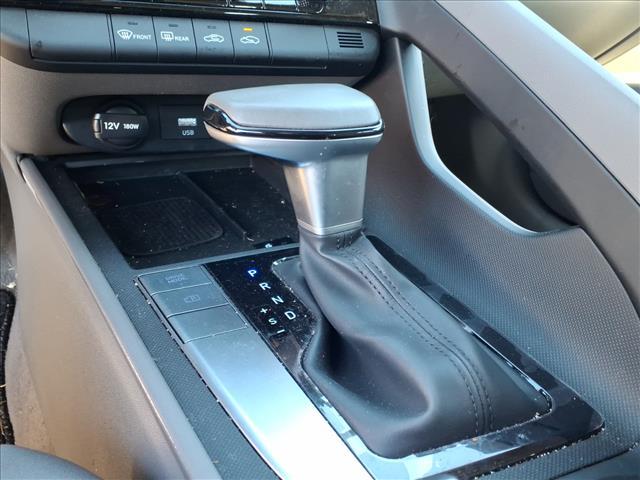 used 2025 Hyundai Elantra car
