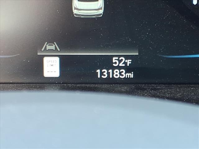 used 2025 Hyundai Elantra car