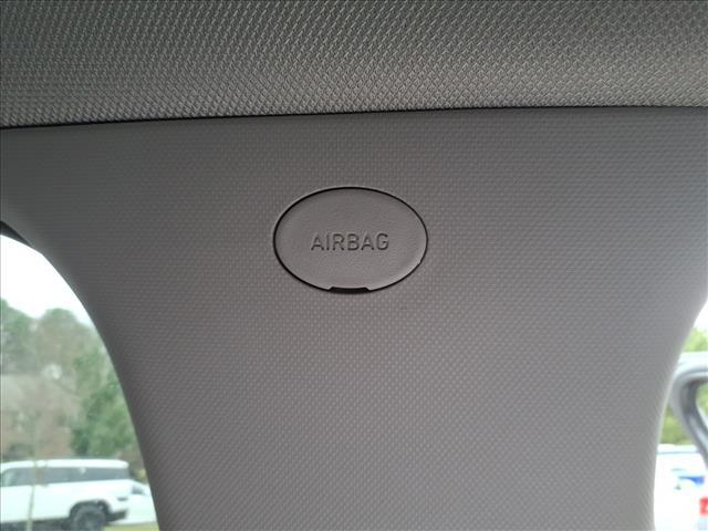 used 2021 Hyundai Santa Fe car, priced at $15,885