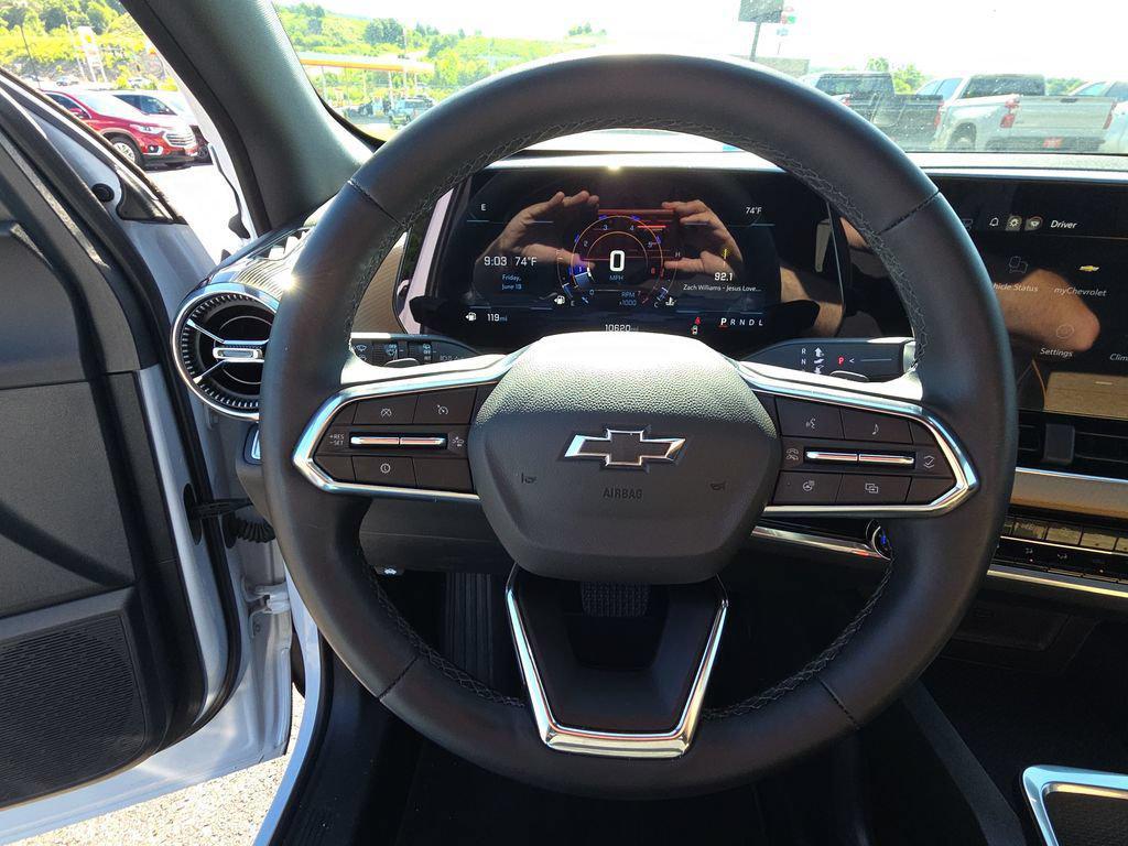 used 2026 Chevrolet Equinox car, priced at $32,378